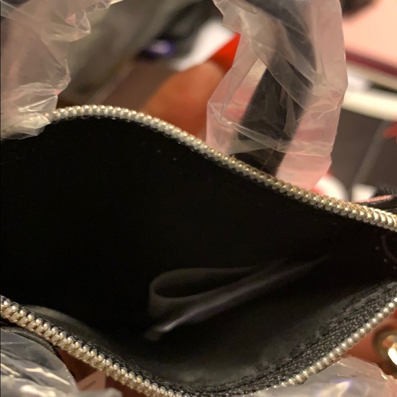 Victoria Secrets Ballantyne heart  purse keychain - Picture 4 of 4